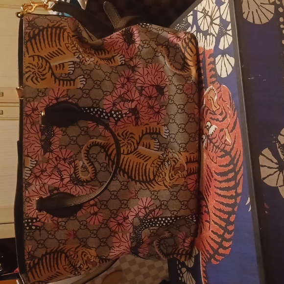 Authentic gucci bag - Picture 8 of 13